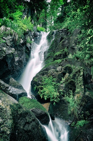 Wasserfall am Sentier des Roches
